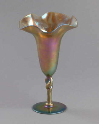 Aurene Trumpet Vase