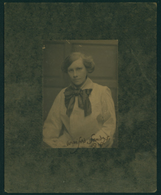 Photographic portrait of Winifred Sandys, c. 1919. Samuel and Mary R. Bancroft Pre-Raphaelite M…