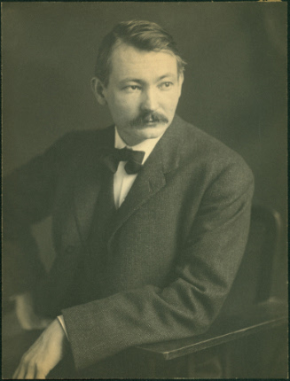 Robert Henri, 1908 by Zaida Ben-Yusuf. Delaware Art Museum