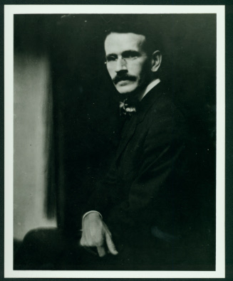 Portrait of Arthur B. Davies, c.1908 by Gertrude Käsebier. John Sloan Manuscript Collection, De…
